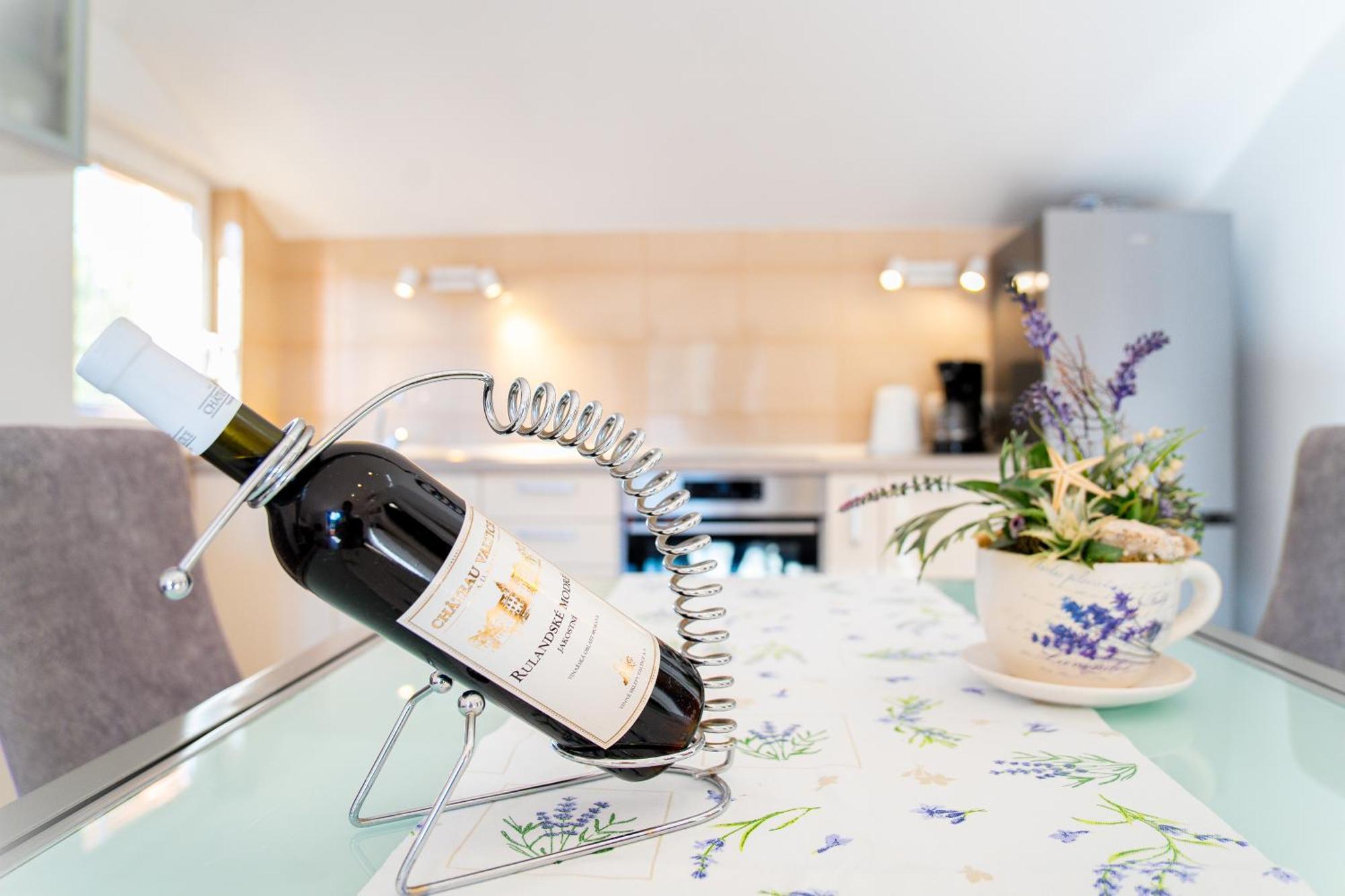 Regina Del Mare Apartment Слатине Екстериор снимка