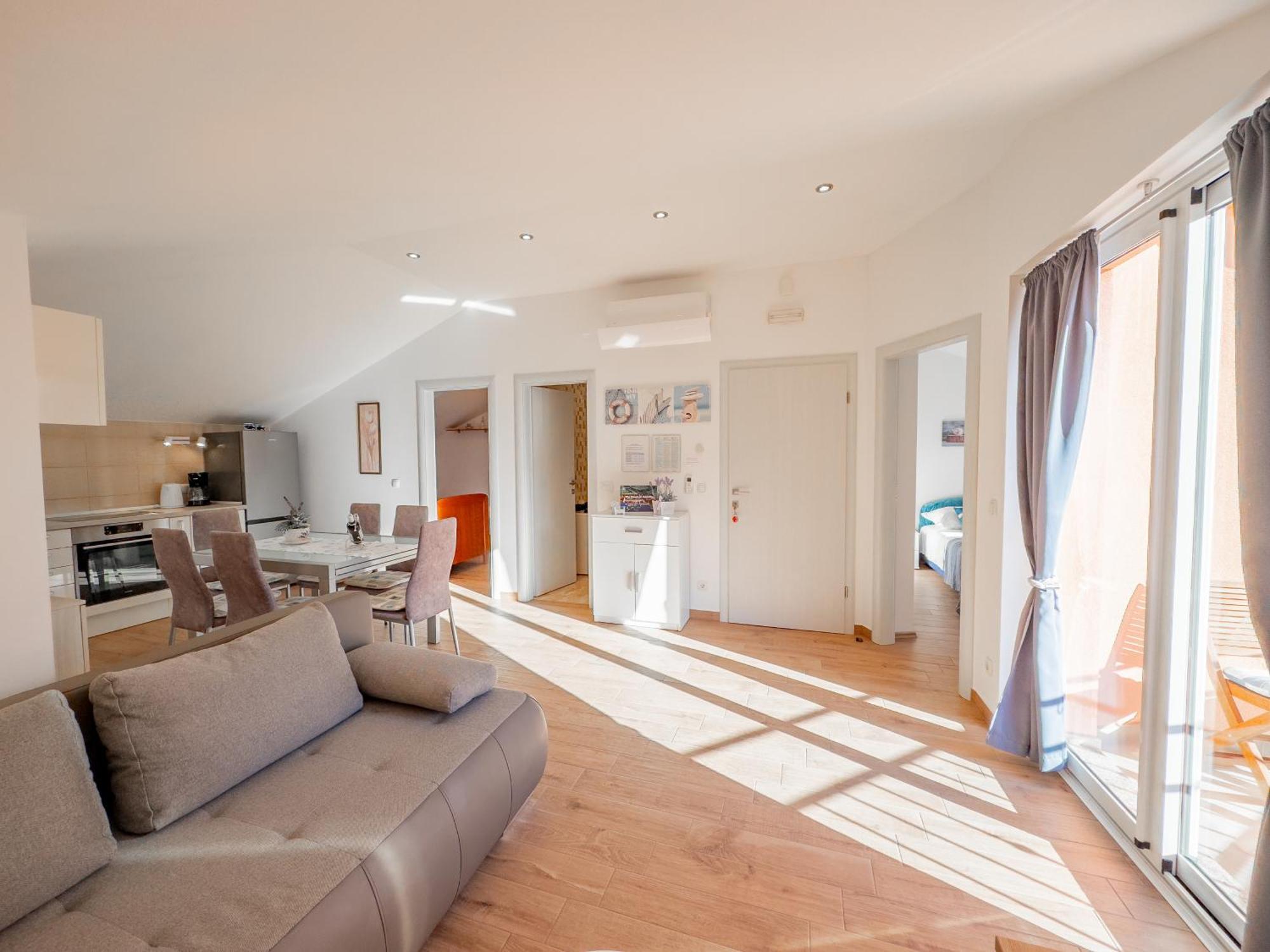 Regina Del Mare Apartment Слатине Екстериор снимка